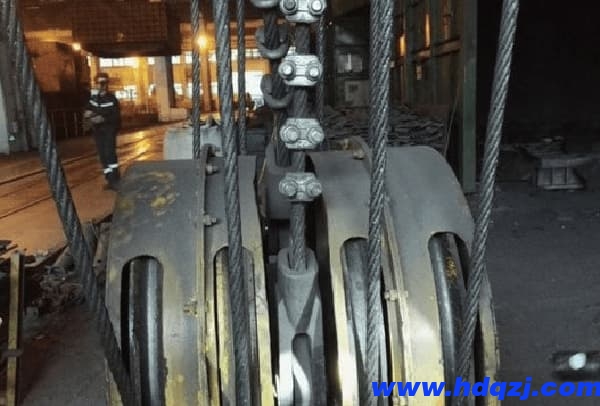 橋式起重機主要配件的報廢標(biāo)準(zhǔn) 橋式起重機主要配件的報廢標(biāo)準(zhǔn)