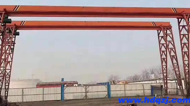 龍門吊的滲油位置如何維修？